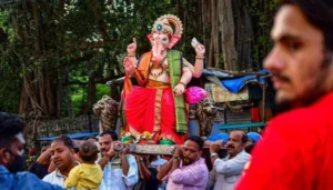 Elaborate arrangements made for Ganesh Visarjan, 10,000 civic workers on duty; BMC gears up for last day of festival