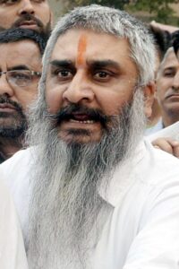 Police explore suspect's links to radicals a day after Shiv Sena leader Sudhir Suri's killing