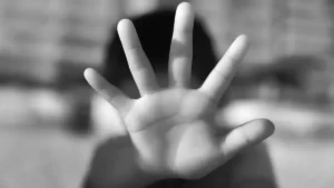 To avenge her father's assault on her, a 15-year-old boy rapes and murders a minor girl